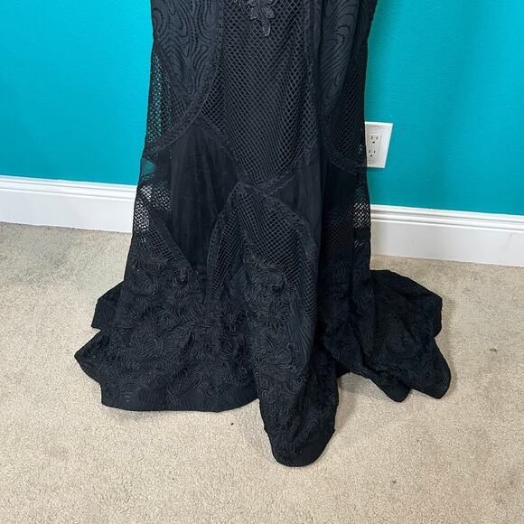 NWT Mac Duggal Womens Embroidered Sleeveless Plunge Neck Trumpet Gown Size 14 - Picture 5 of 11